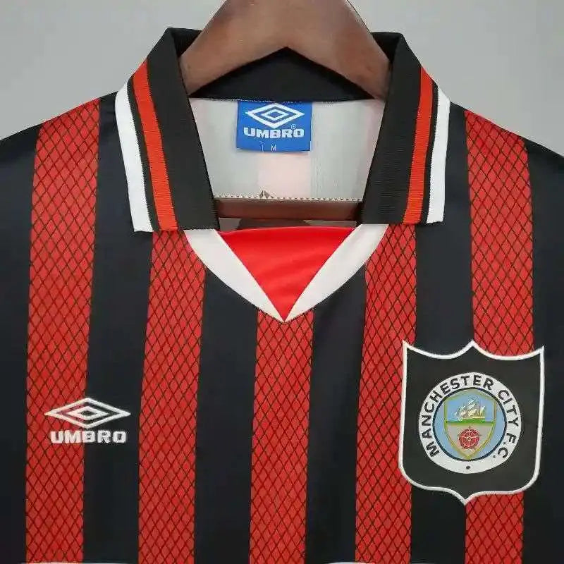 MANCHESTER CITY Retro Away Jersey 1994-96 image 1