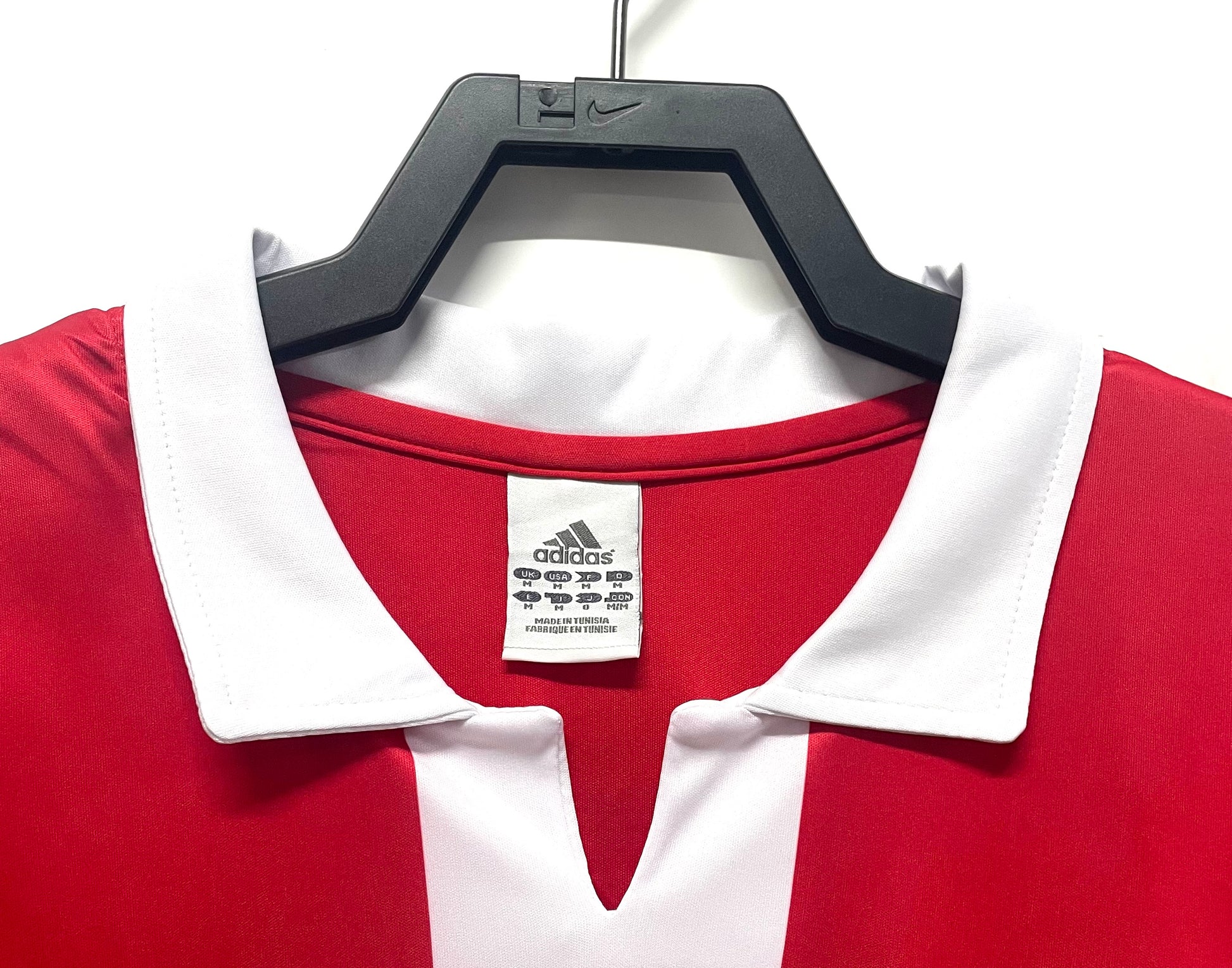 BENFICA Retro Home Jersey 2004-05 image 2