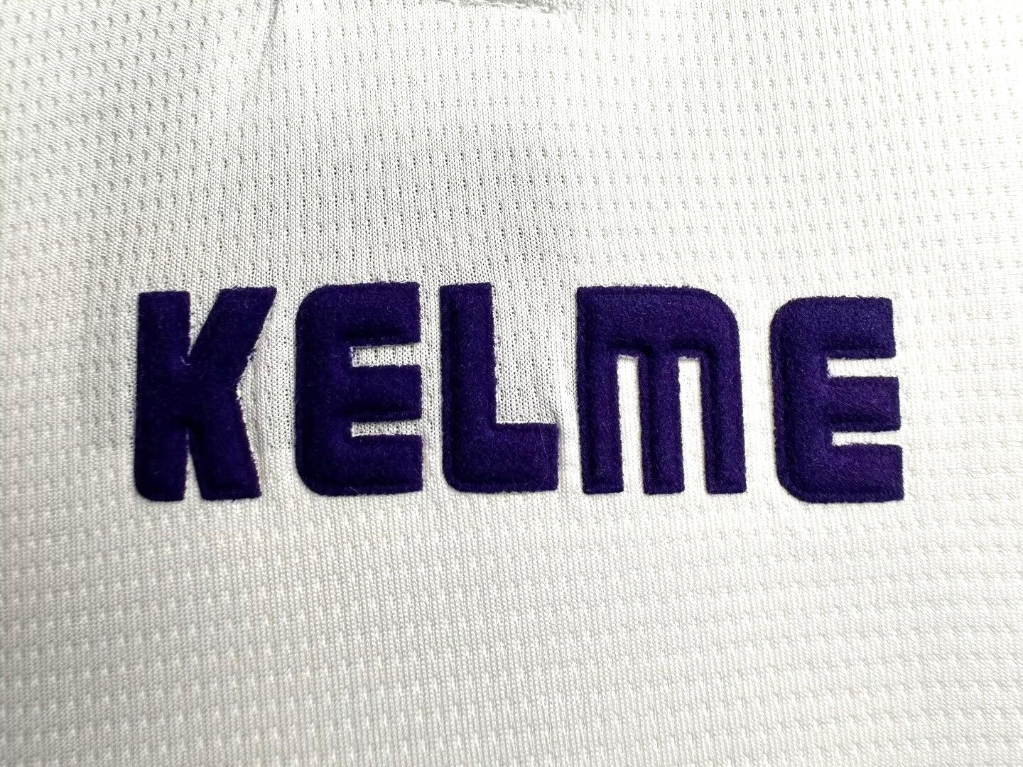 REAL MADRID Retro Home Jersey 1997-98 image 3