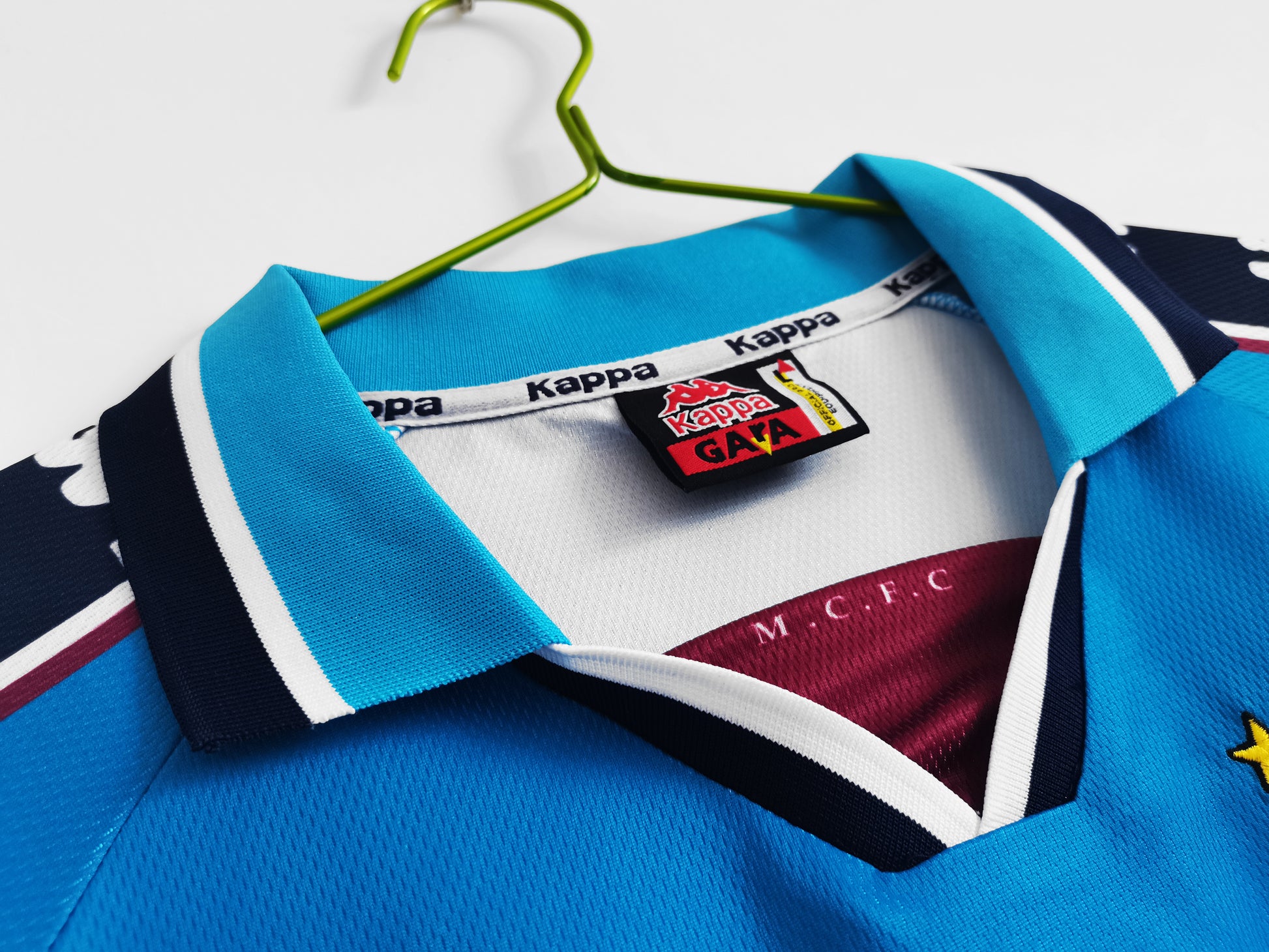 MANCHESTER CITY Retro Home Jersey 1997-98 image 5