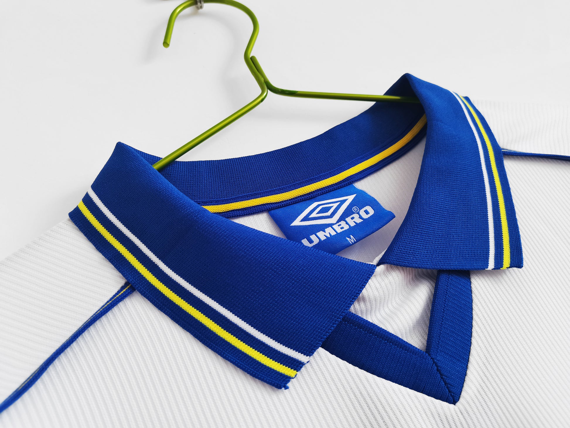 CHELSEA Retro Away Jersey 1998-00 image 3
