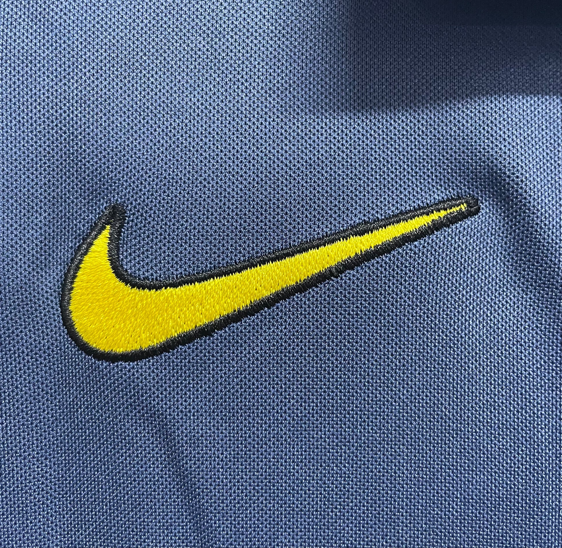 INTER MILAN Retro Away Jersey  1998-99 image 5