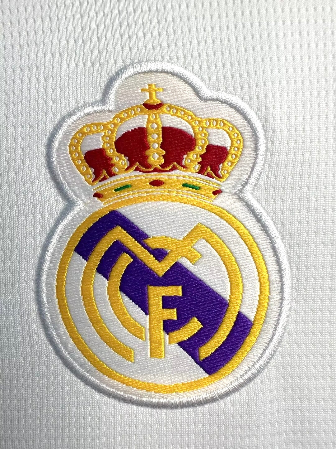 REAL MADRID Retro Home Jersey 1997-98 image 6