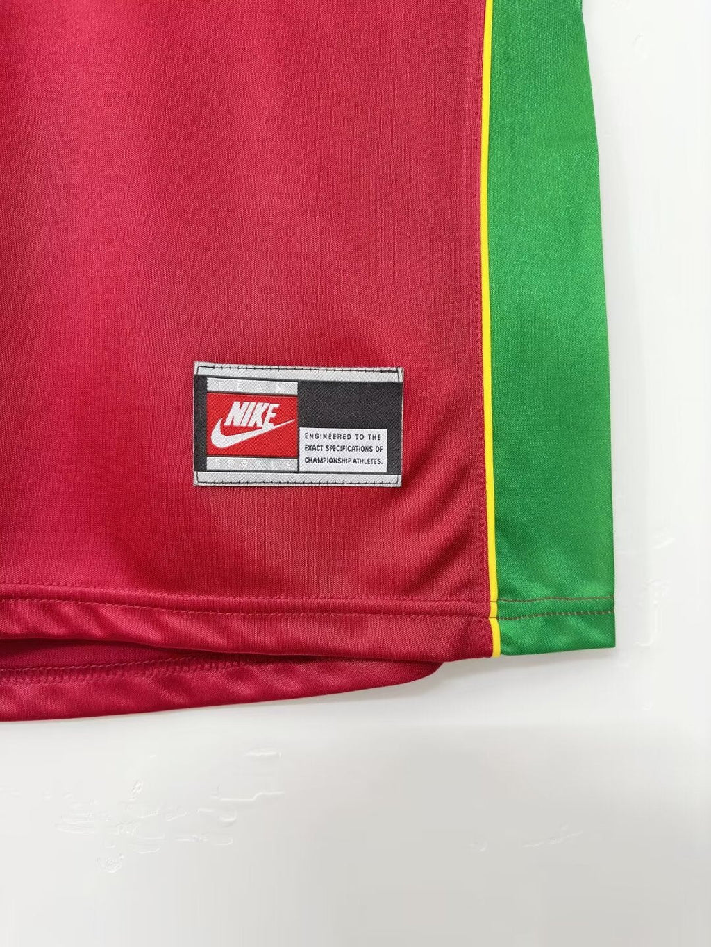 PORTUGAL Retro Home Jersey WORLD CUP 1998 image 2