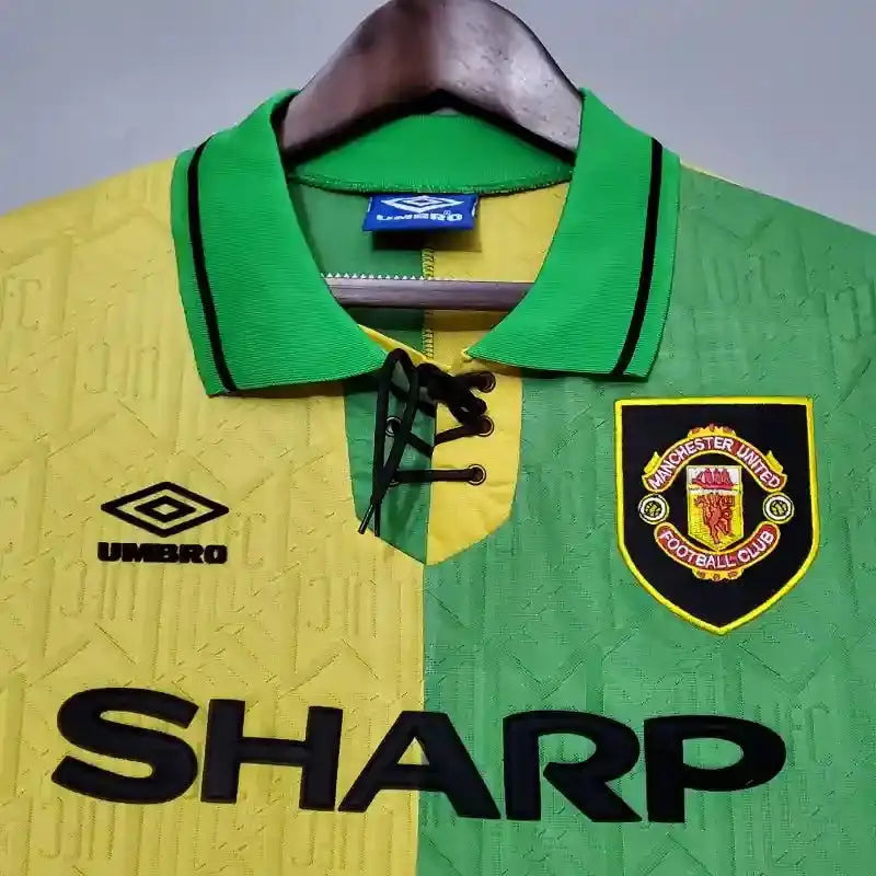 MANCHESTER UNITED RETRO JERSEY 1992 image 4