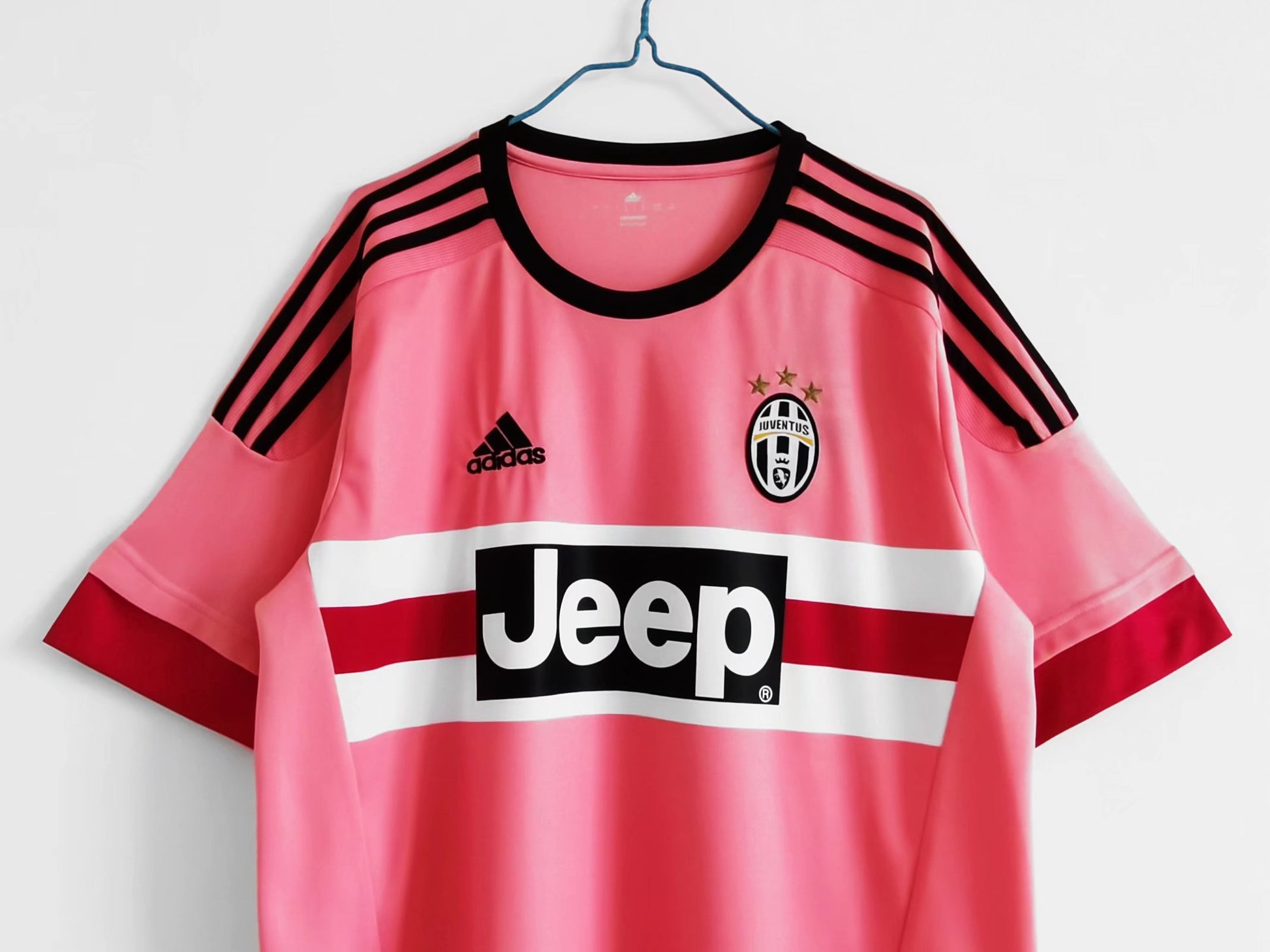 JUVENTUS  RETRO Away JERSEY 2015-16 image 4