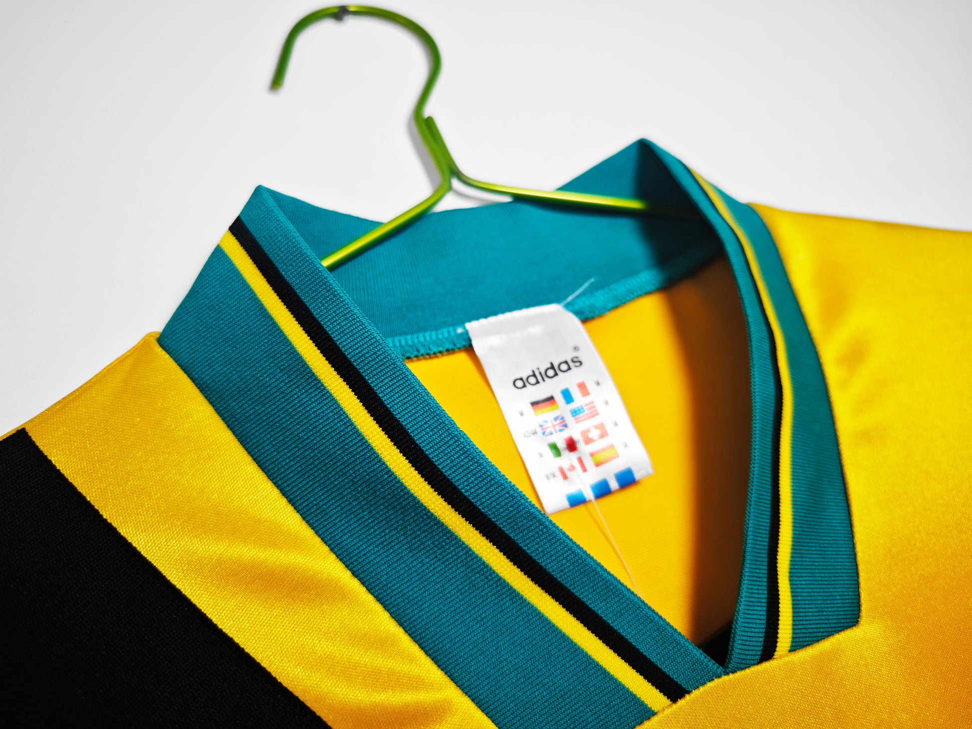 BAYERN MUNICH Retro Away Jersey 1993-95 image 6