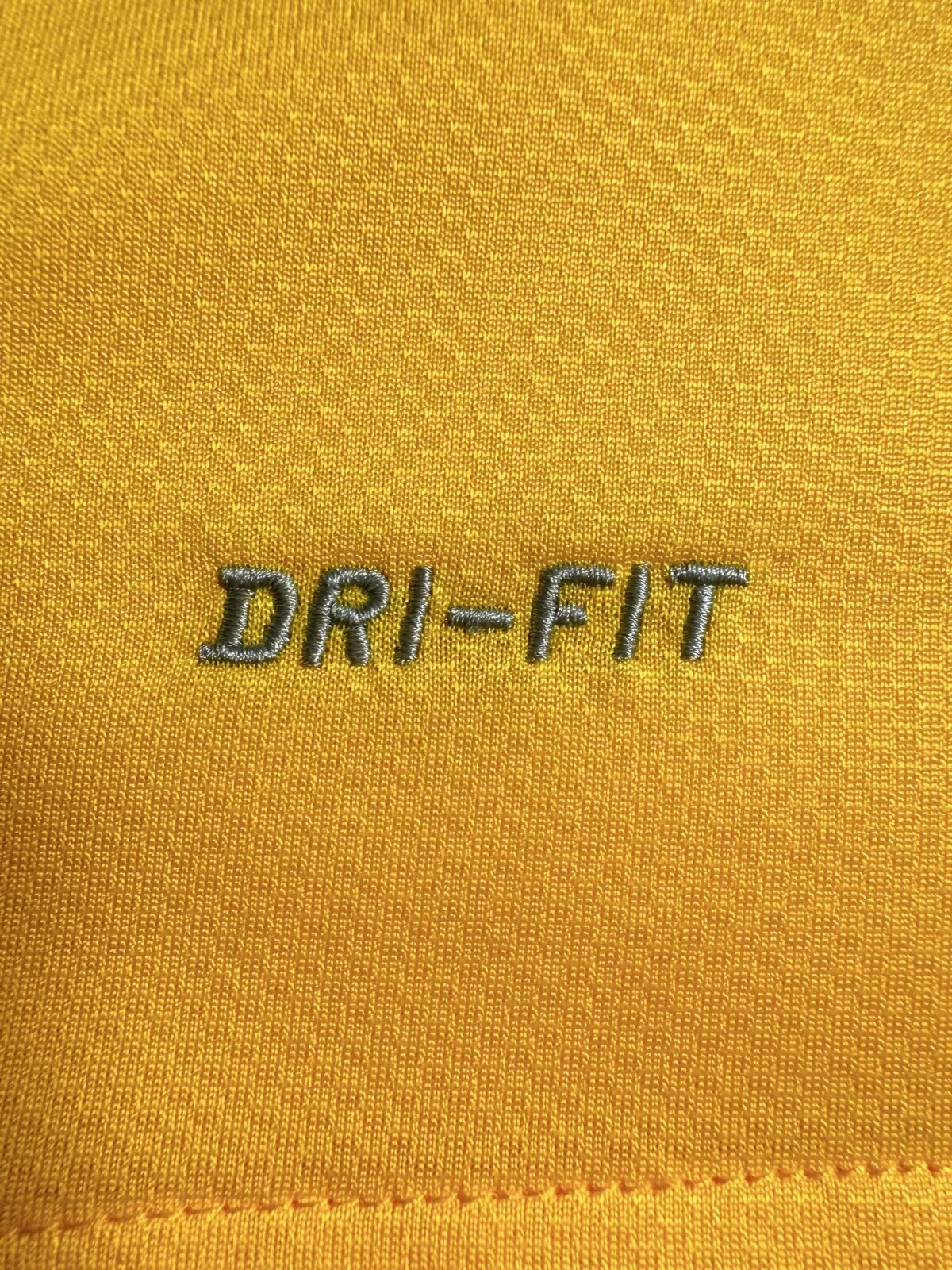 BRAZIL Retro Home Jersey 2010 image 6