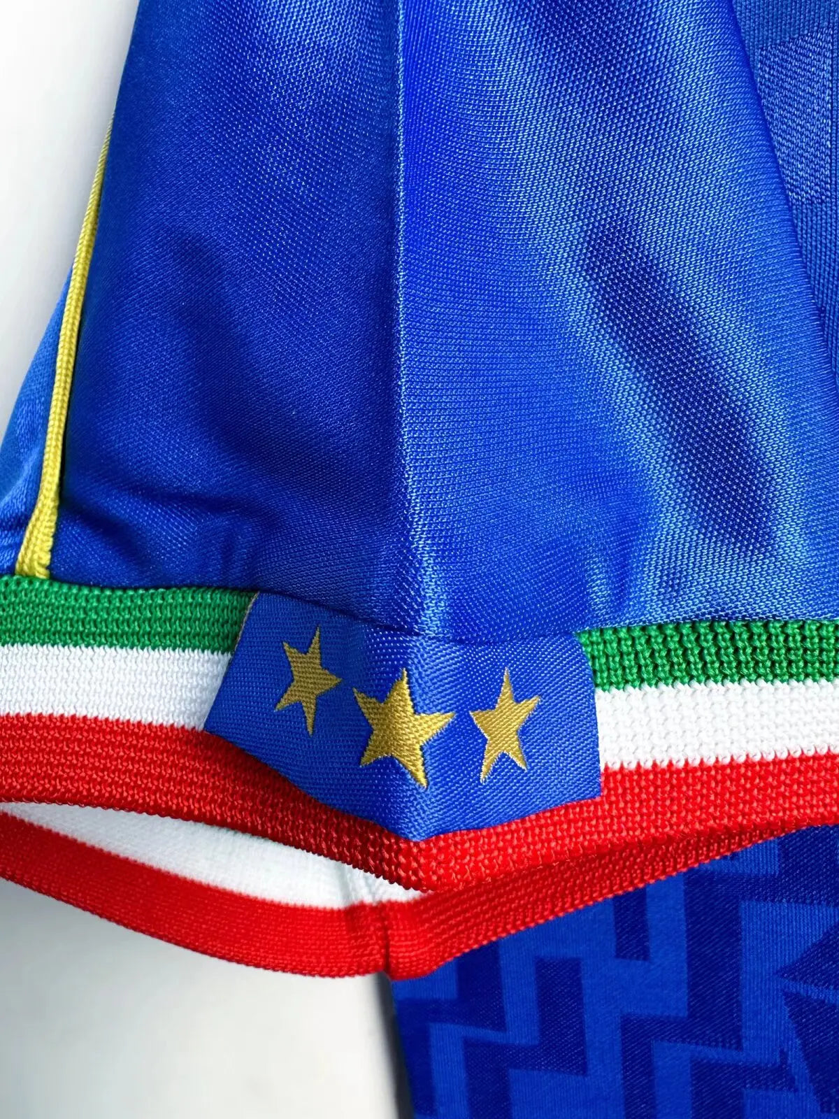 ITALY Retro Home Jersey 1995 image 3