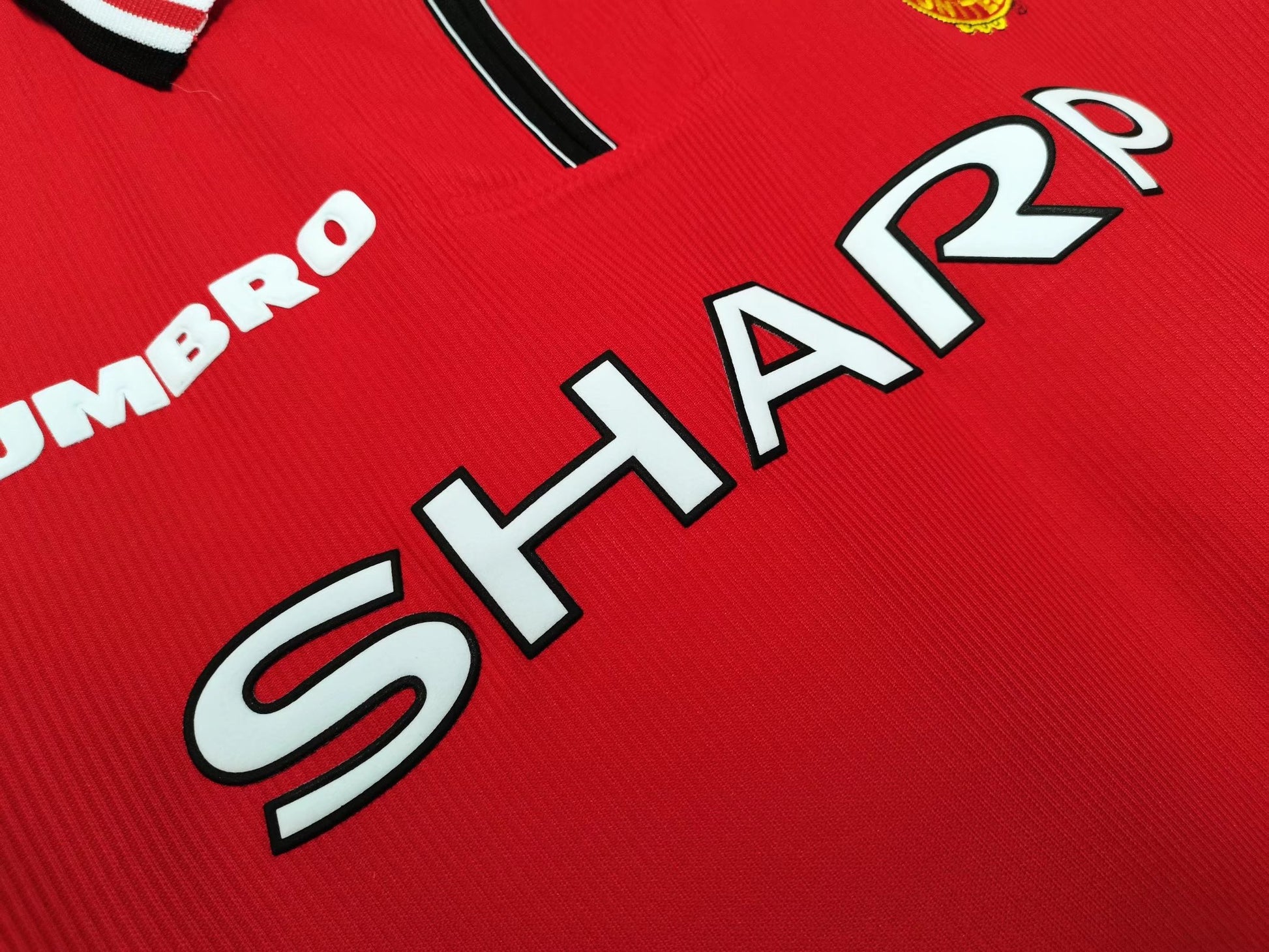 MANCHESTER UNITED RETRO JERSEY 1998 image 13
