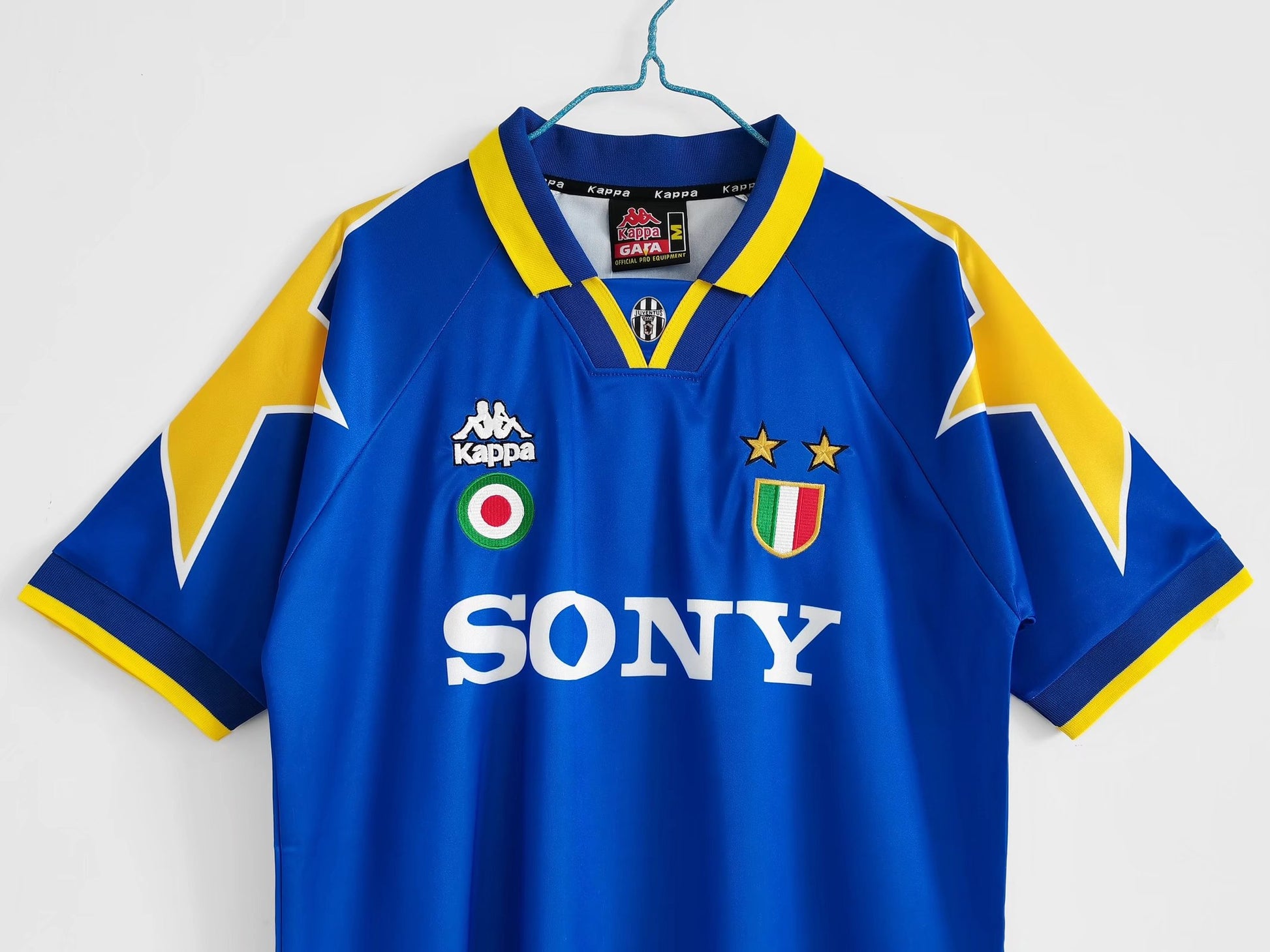 JUVENTUS Retro Away Jersey 1996-97 image 7