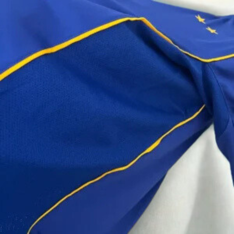 JUVENTUS Retro Away Jersey 2004 image 4