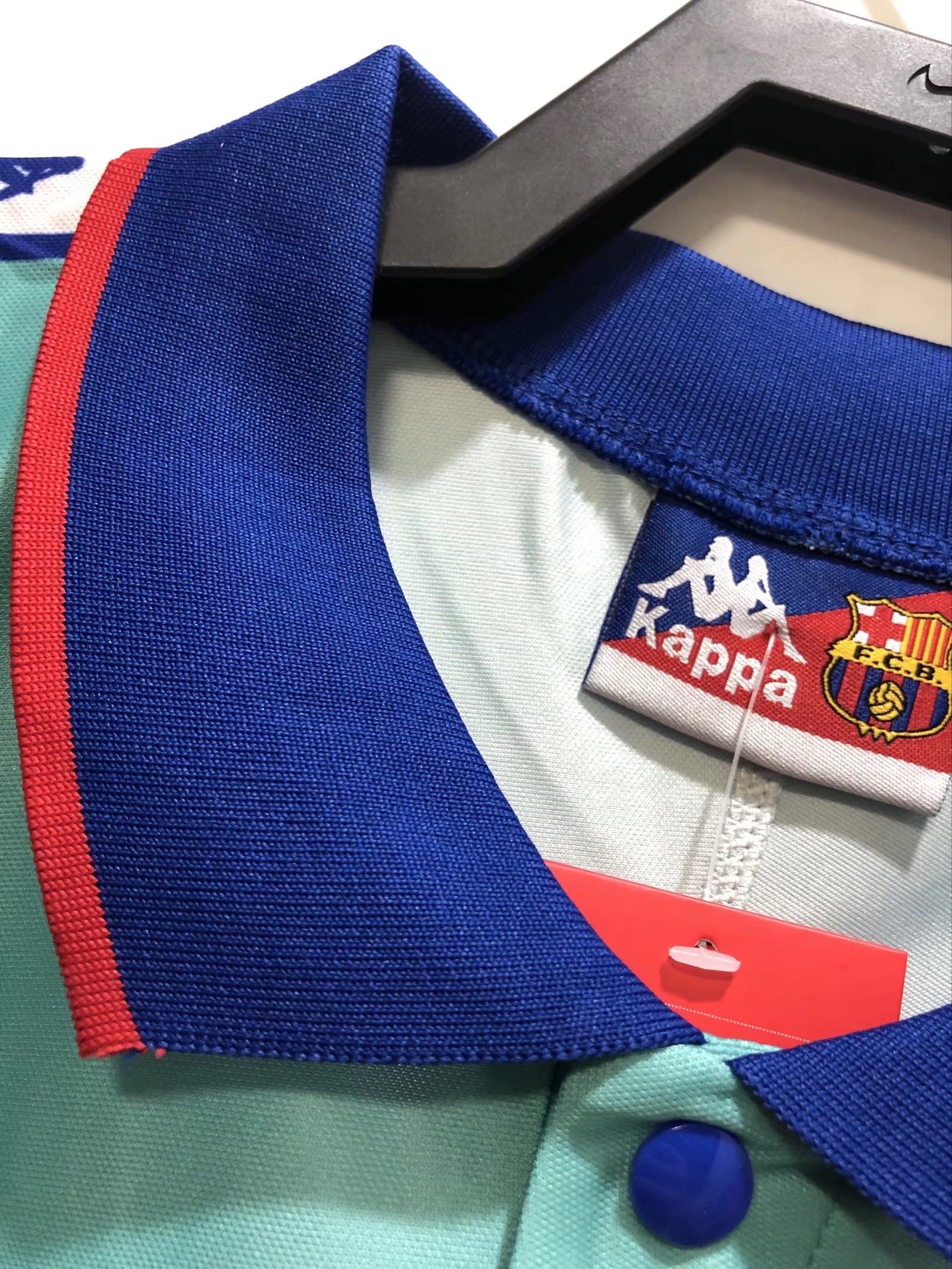 BARCELONA Retro Away Jersey 1992-95 image 11
