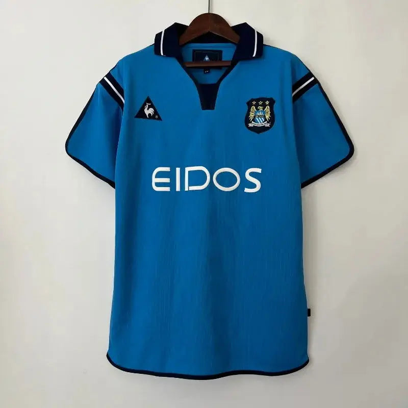 MANCHESTER CITY Retro Home Jersey  2001-02 image 0