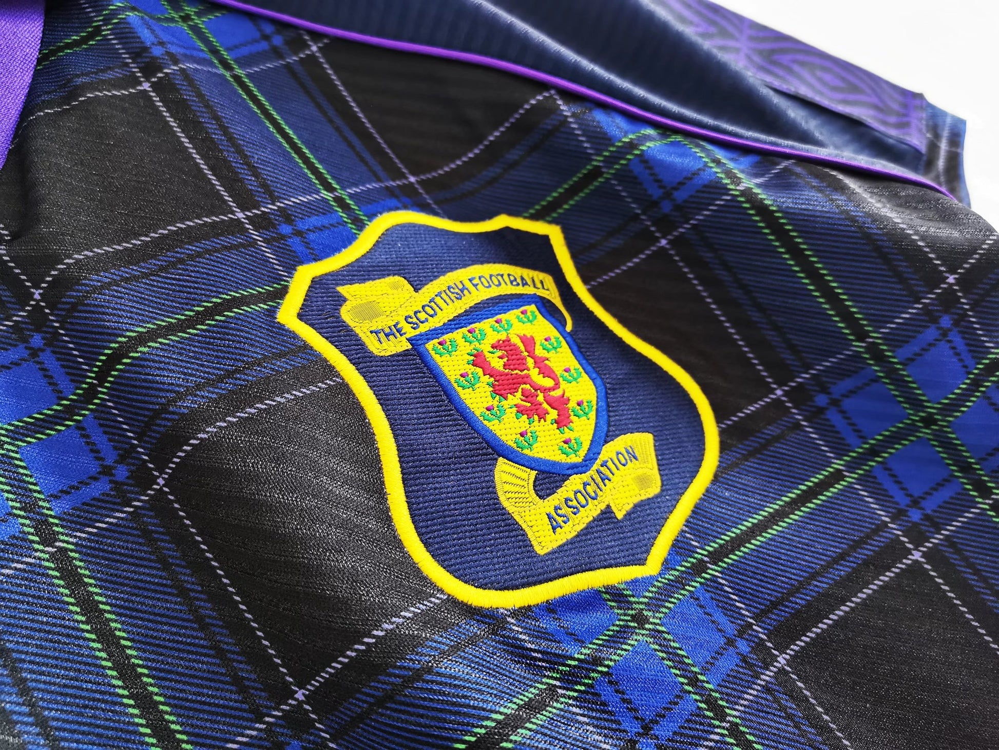 SCOTLAND Retro Home Jersey 1994-96 image 3