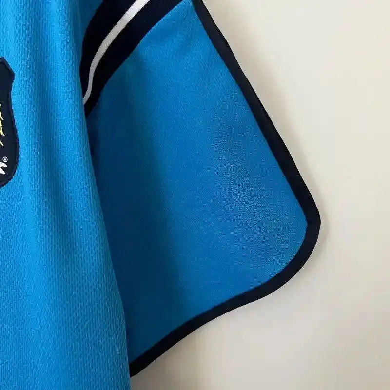 MANCHESTER CITY Retro Home Jersey  2001-02 image 5