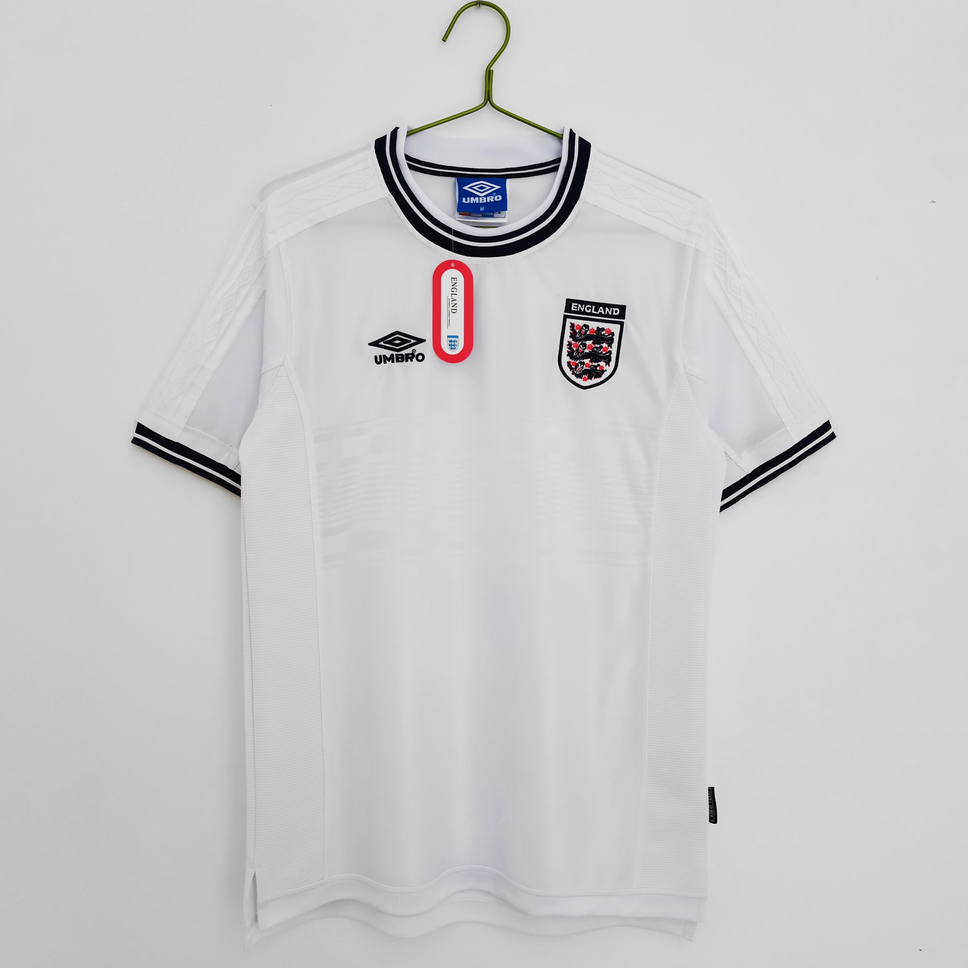 ENGLAND Retro Home Jersey 1999-2001 image 0
