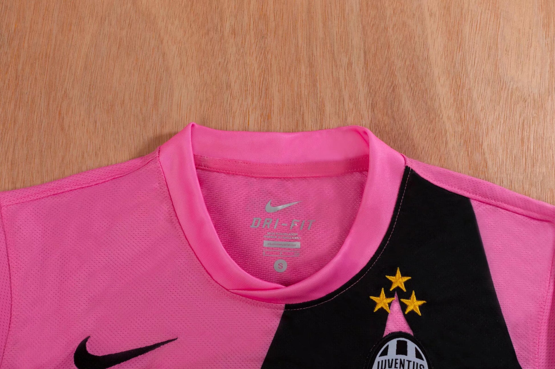 JUVENTUS  RETRO Away JERSEY 2012-13 image 4