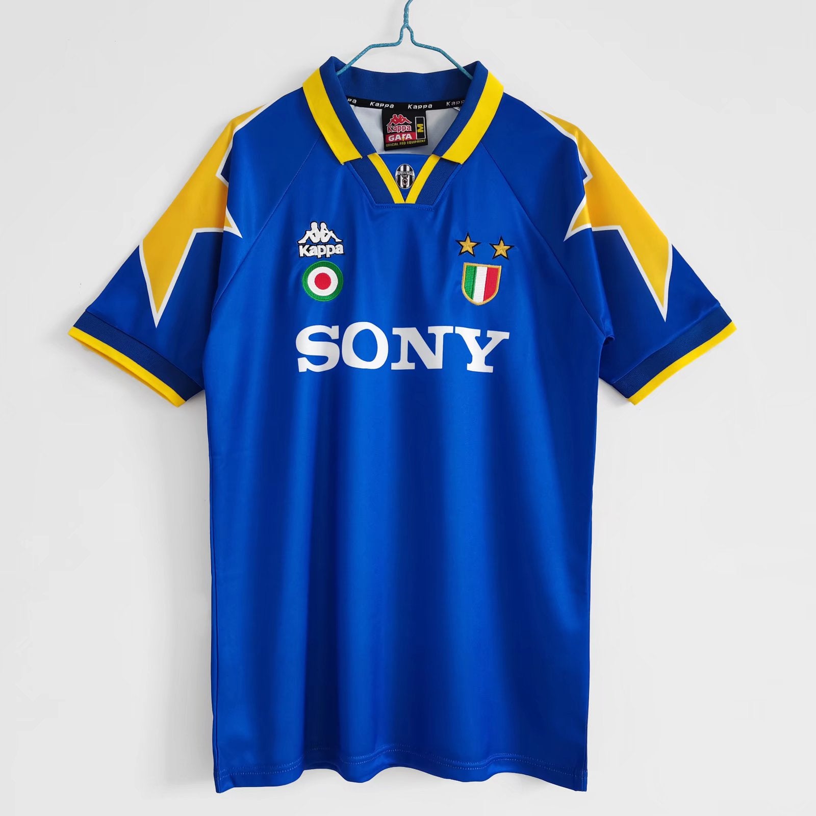 JUVENTUS Retro Away Jersey 1996-97 image 0