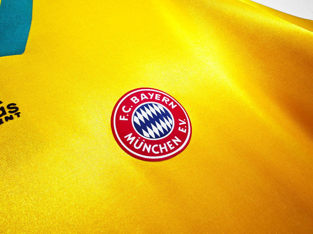 BAYERN MUNICH Retro Away Jersey 1993-95 image 8