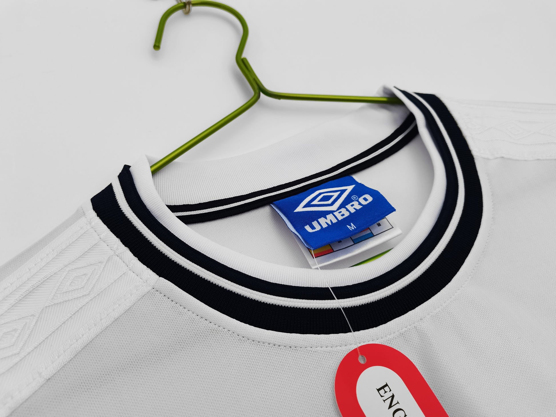 ENGLAND Retro Home Jersey 1999-2001 image 3