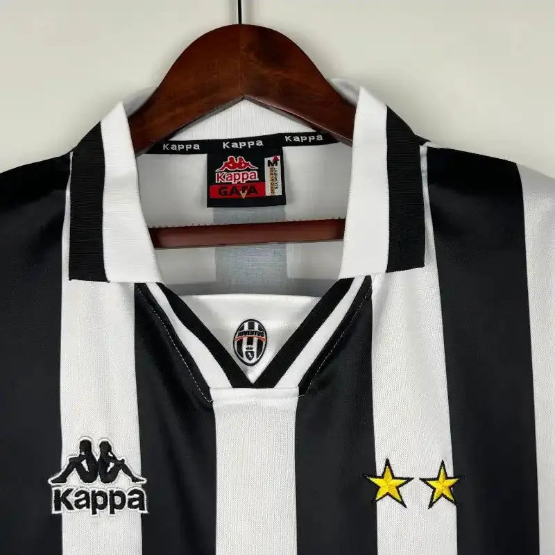 JUVENTUS  Retro Home Jersey 1996-97 image 6