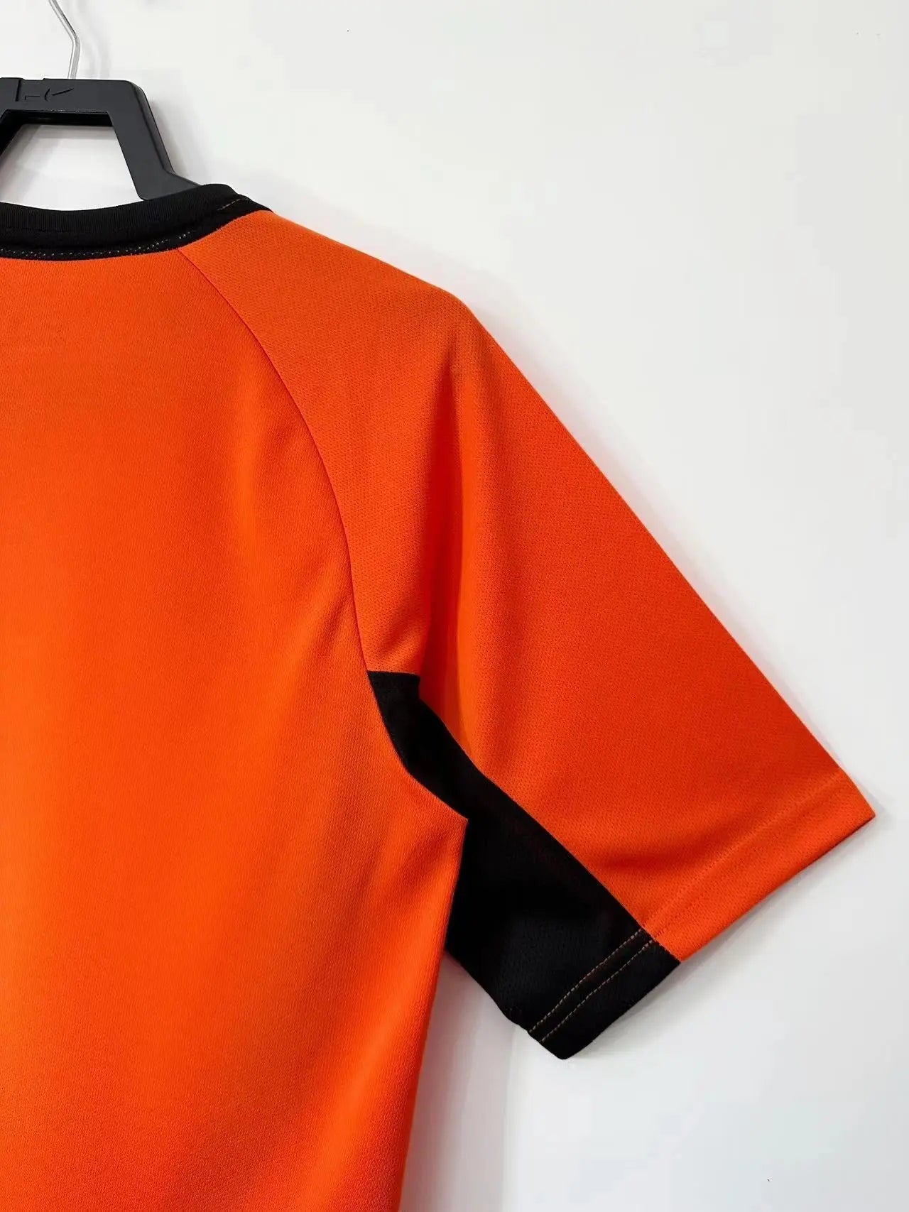 NETHERLANDS RETRO HOME FOOTBALL SHIRT 2002 image 2