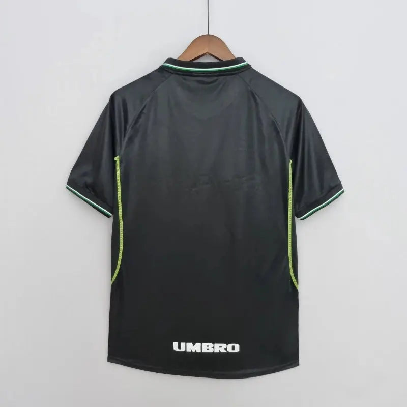 MANCHESTER UNITED RETRO JERSEY 1998 image 7