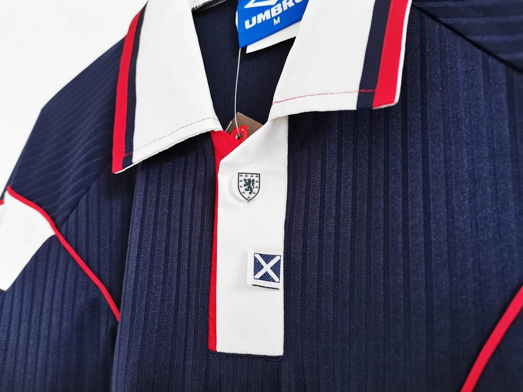 SCOTLAND Retro Home Jersey EURO 96 image 2