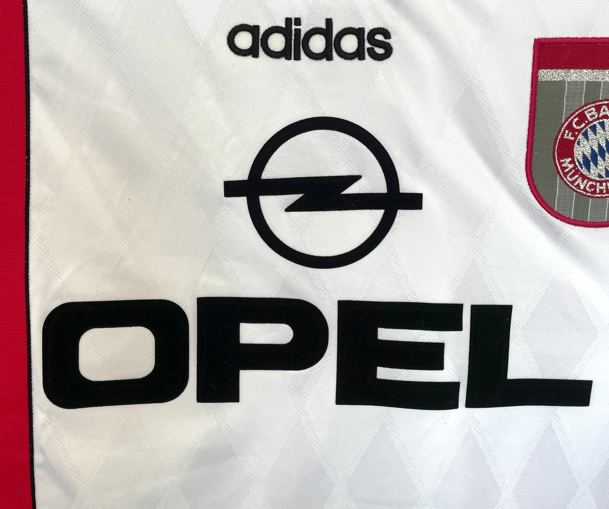 BAYERN MUNICH Retro Away Jersey 1997-98 image 6