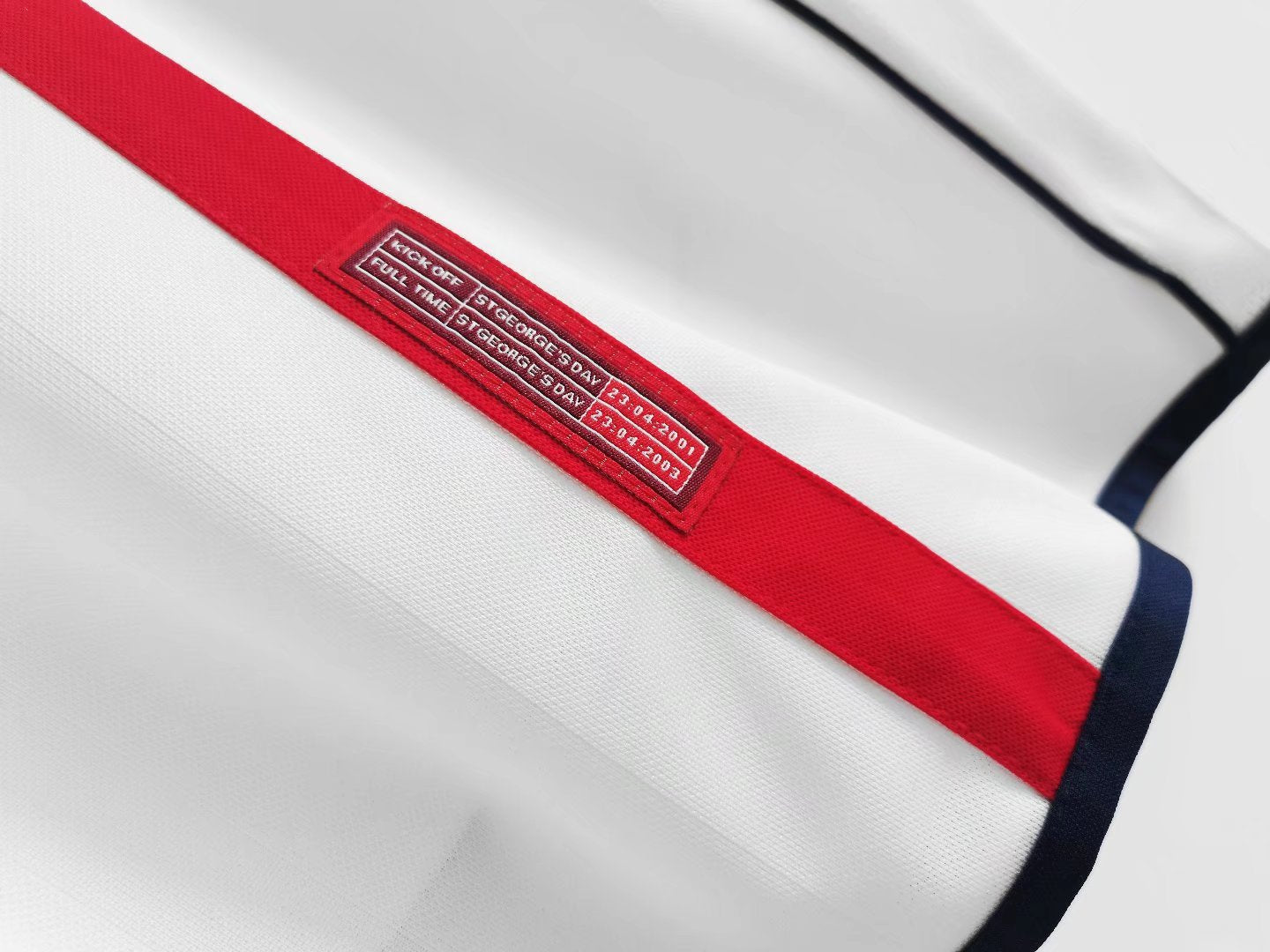 ENGLAND Retro Home Jersey WORLD CUP 2002 image 6