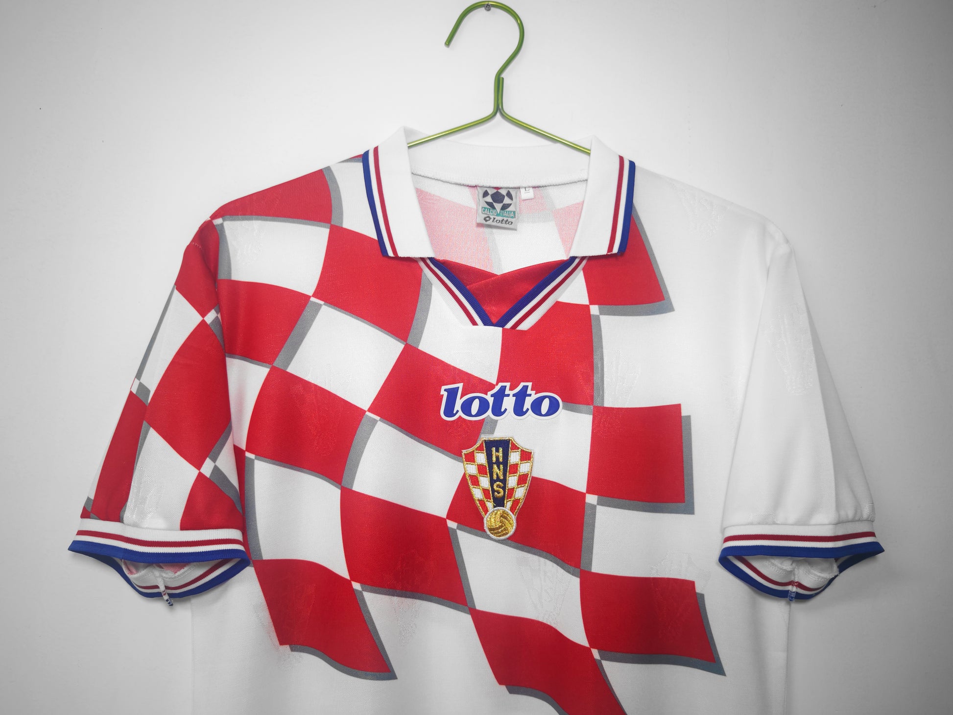 CROATIA Retro Home Jersey  1998 image 10