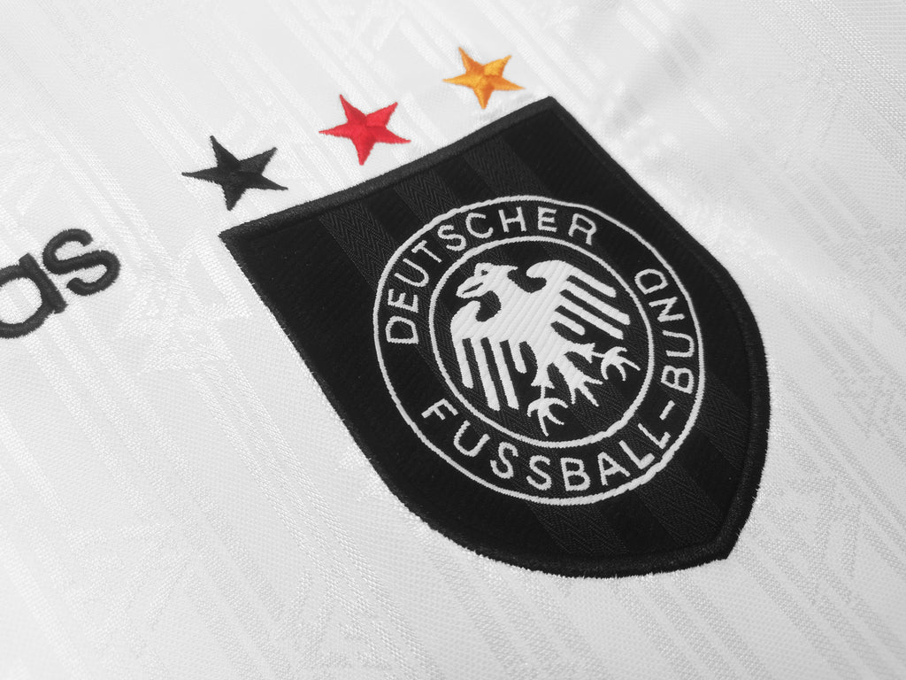 GERMANY Retro Home Jersey 1996 image 4