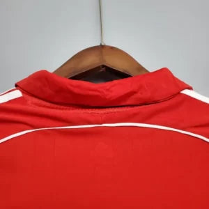 LIVERPOOL Retro Home Jersey 2006-07 image 6
