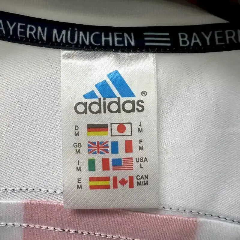 BAYERN MUNICH Retro Away Jersey 2000-01 image 5