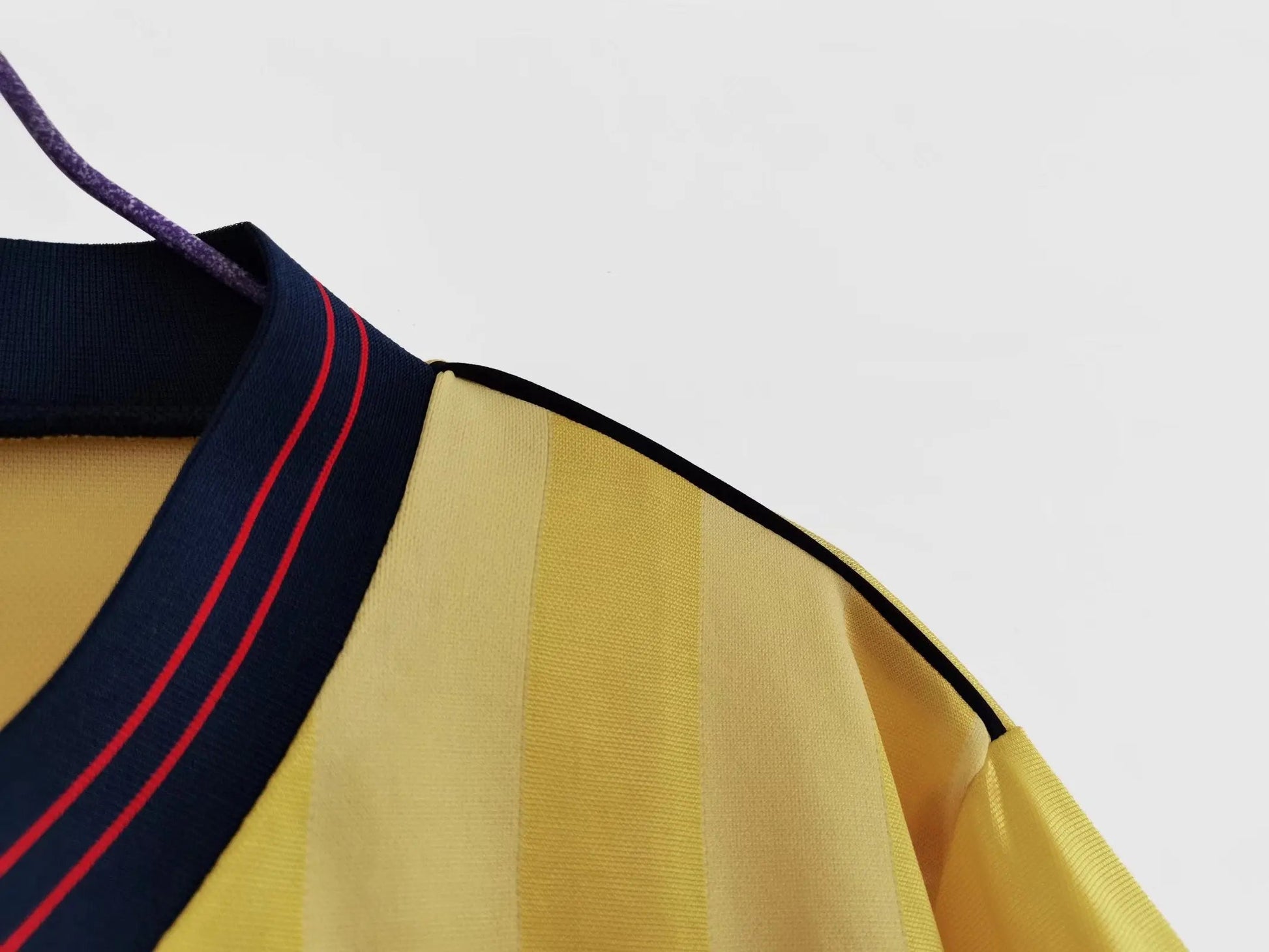 ARSENAL RETRO JERSEY 1983-86 image 2