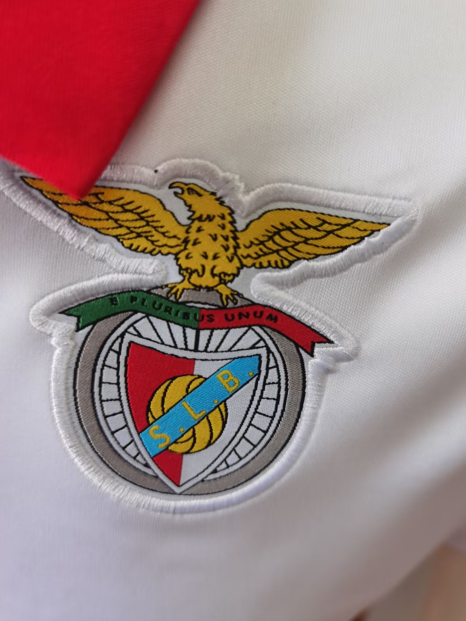 BENFICA Retro Away Jersey 2004-05 image 3