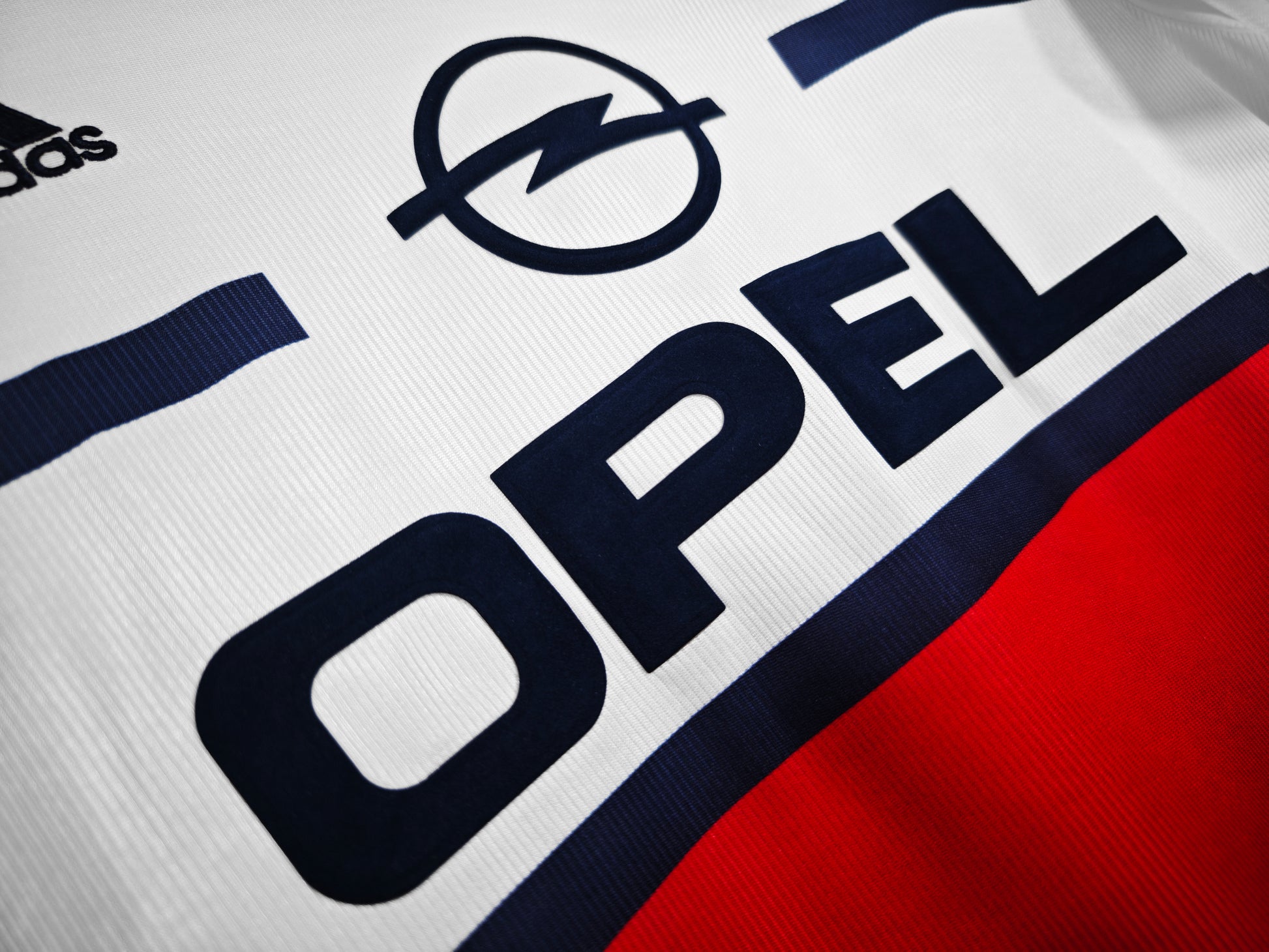 BAYERN MUNICH Retro Away Jersey 1998 image 5