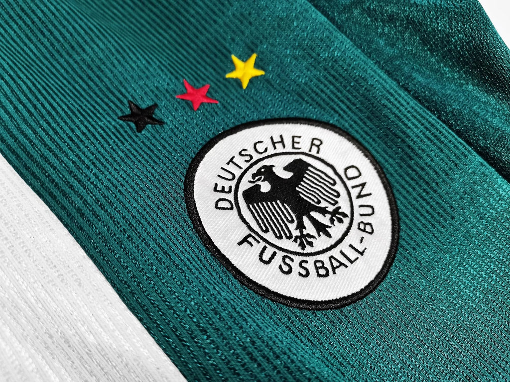 GERMANY Retro Away Jersey 1998 image 2