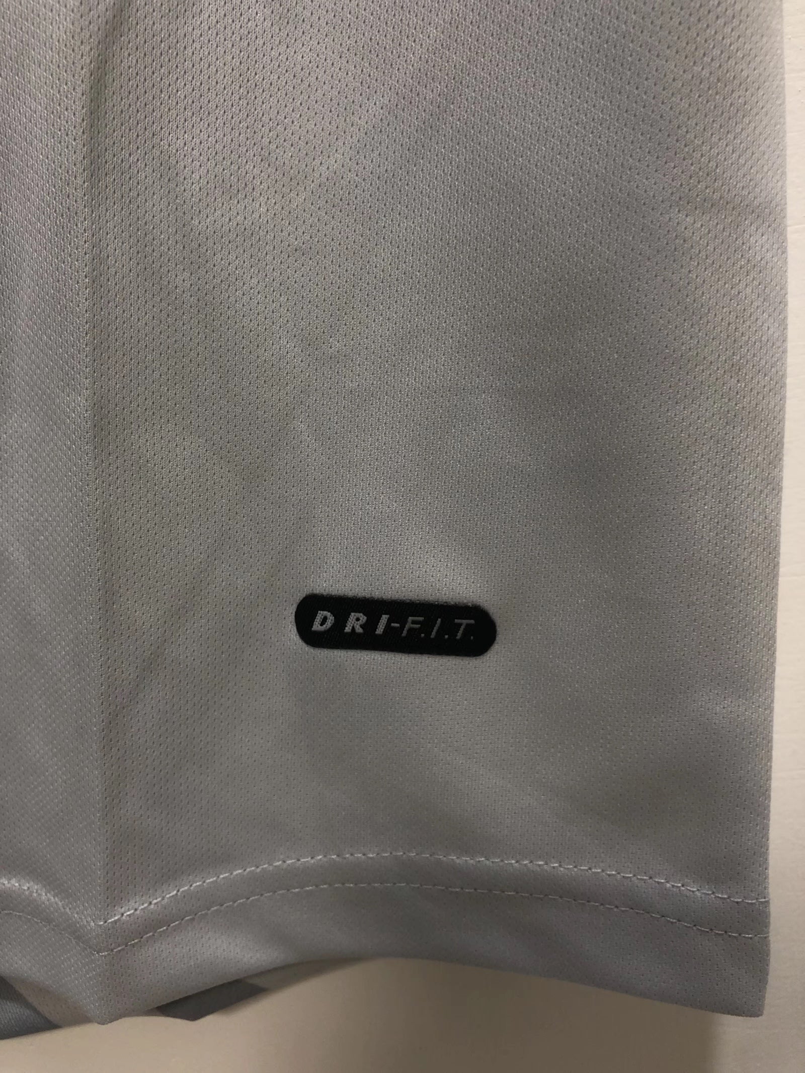 PSG Retro Away Jersey 2000-01 image 7