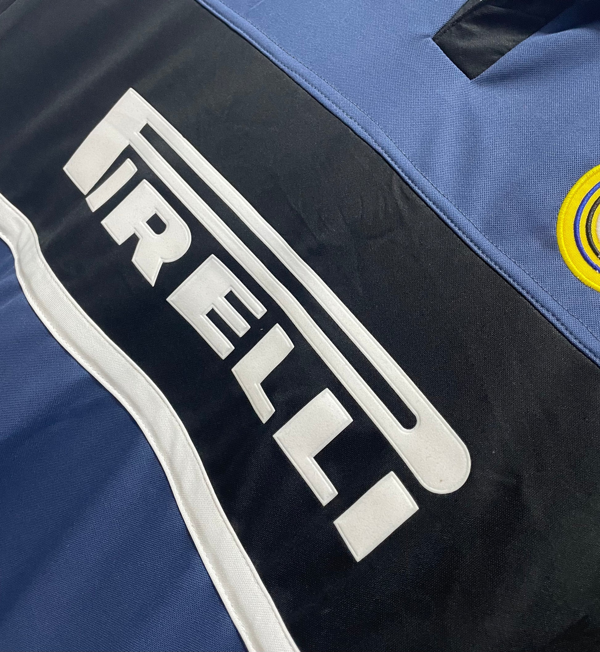 INTER MILAN Retro Away Jersey  1998-99 image 6