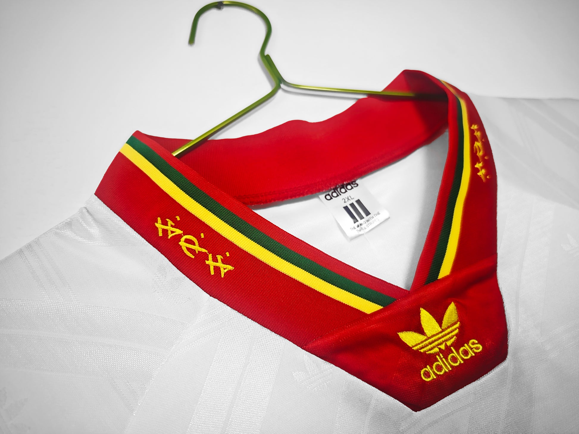 PORTUGAL Retro Away Jersey Euro 1992 image 3