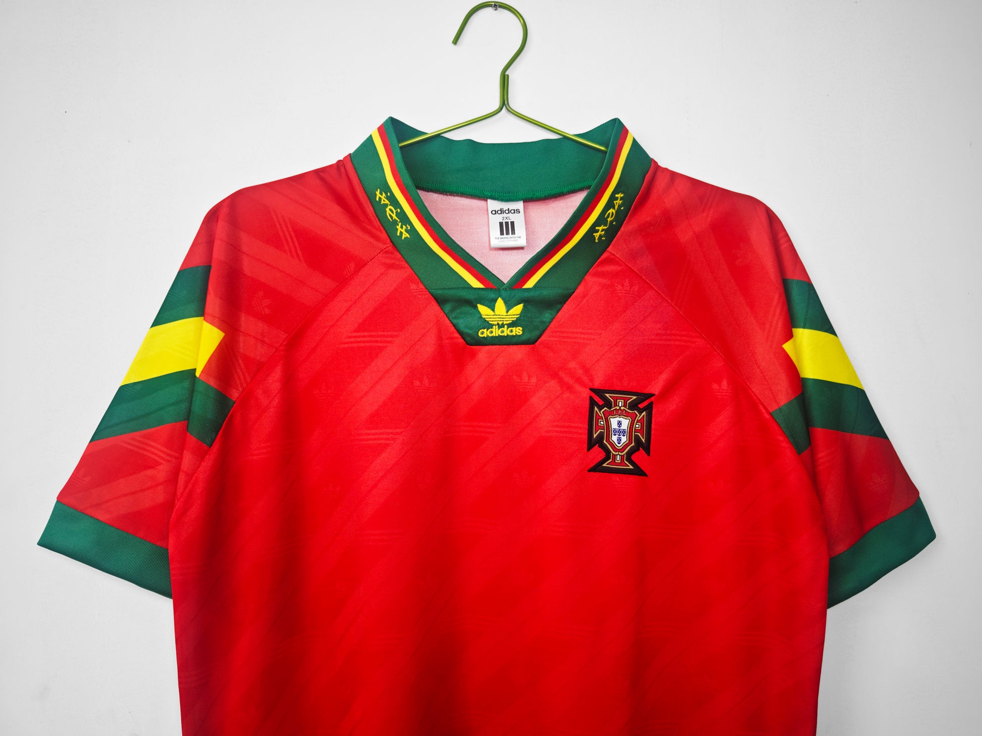 PORTUGAL Retro Home Jersey Euro 1992 image 7