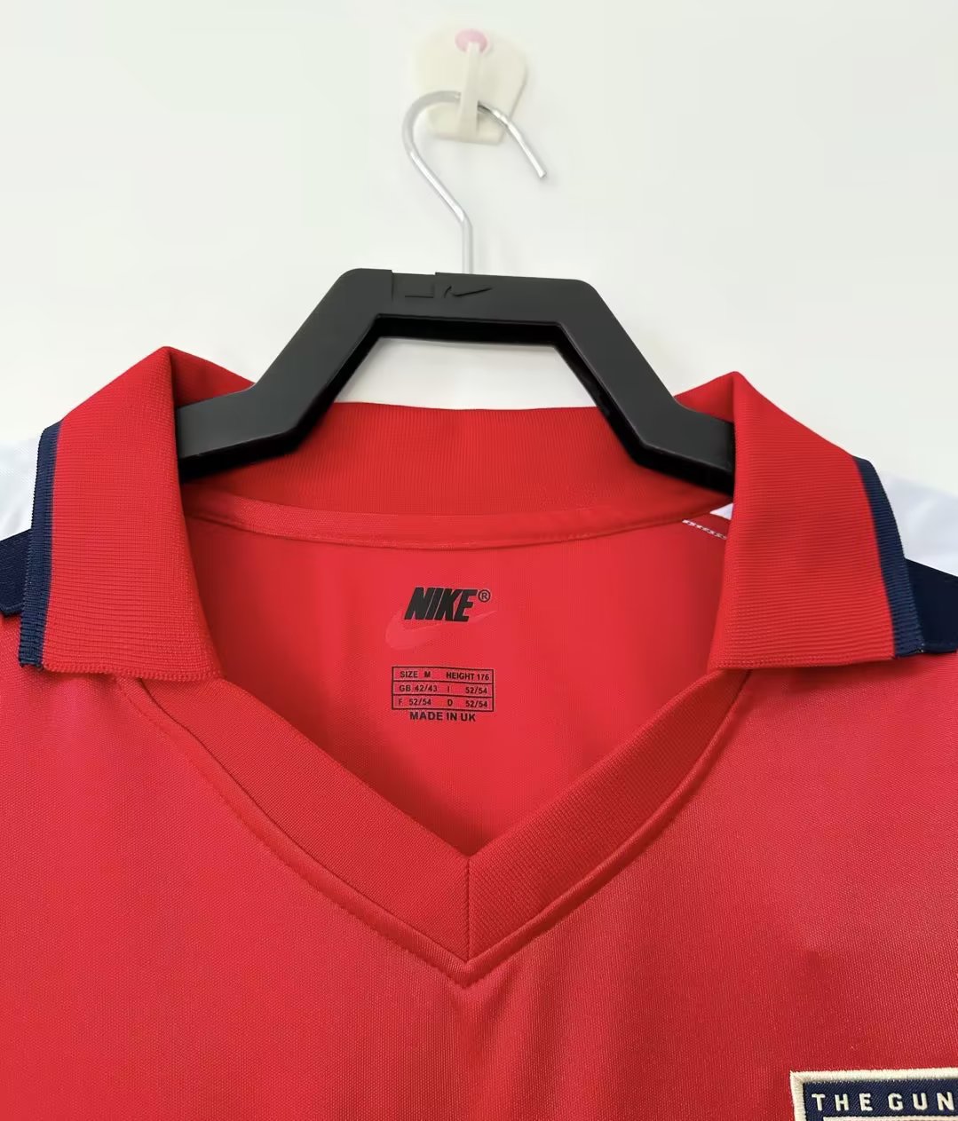 ARSENAL Retro Home Jersey 2001-02 image 3