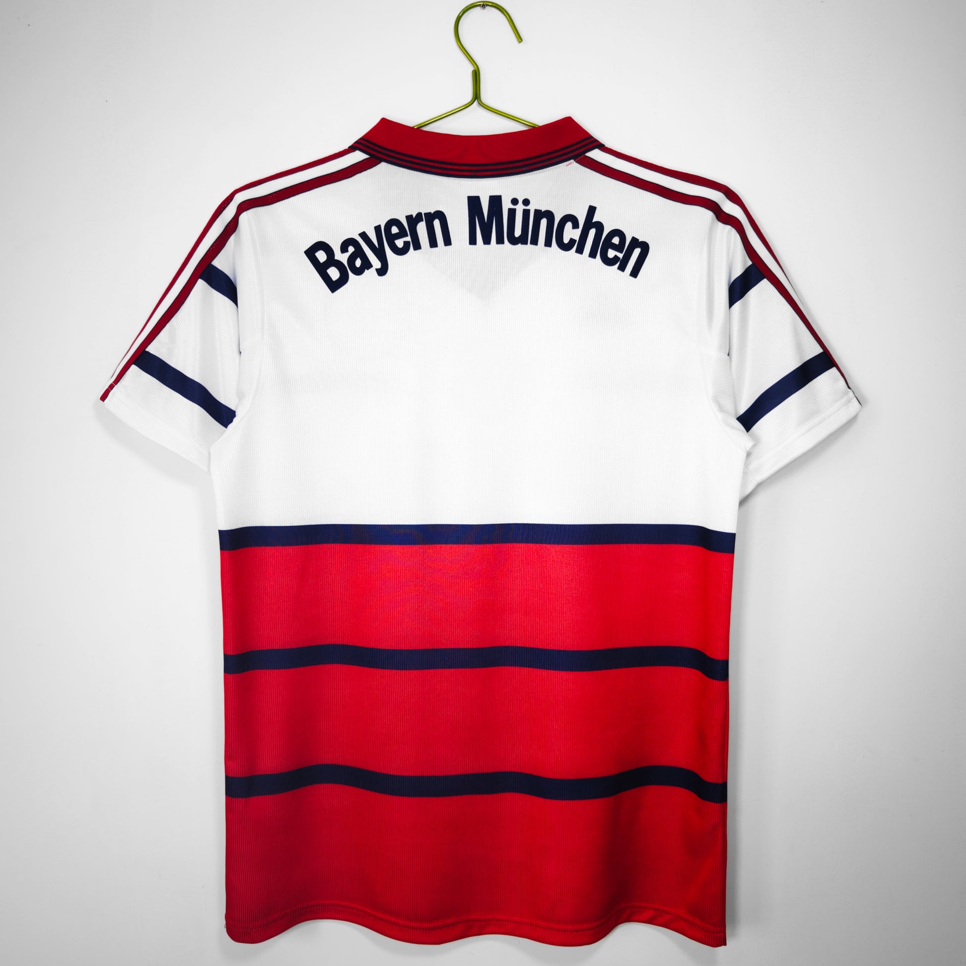 BAYERN MUNICH Retro Away Jersey 1998 image 1