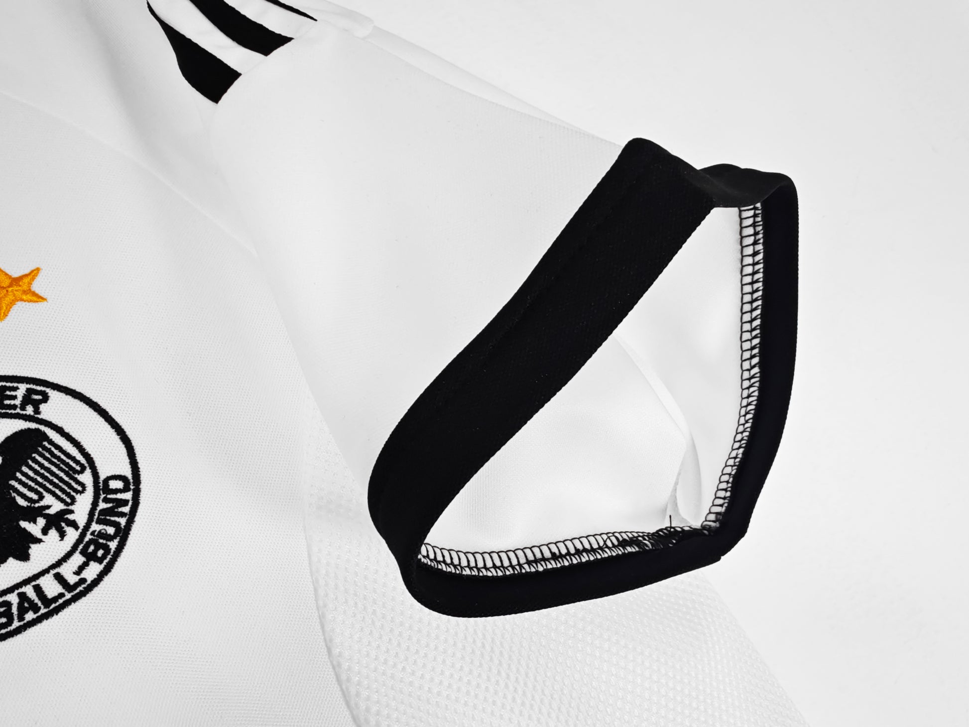 GERMANY Retro Home Jersey 2002 image 8