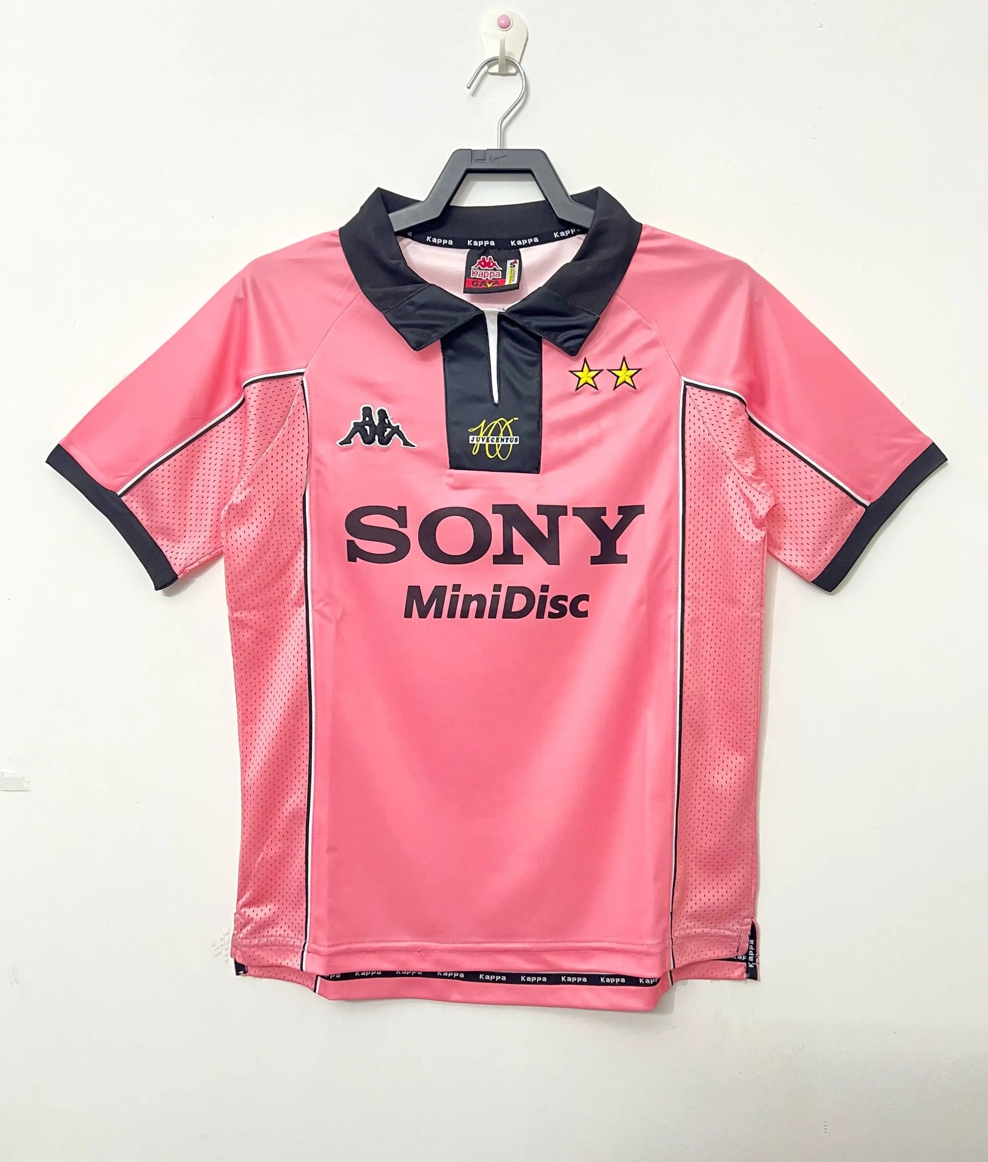 JUVENTUS  RETRO AWAY JERSEY 1997-98 image 0