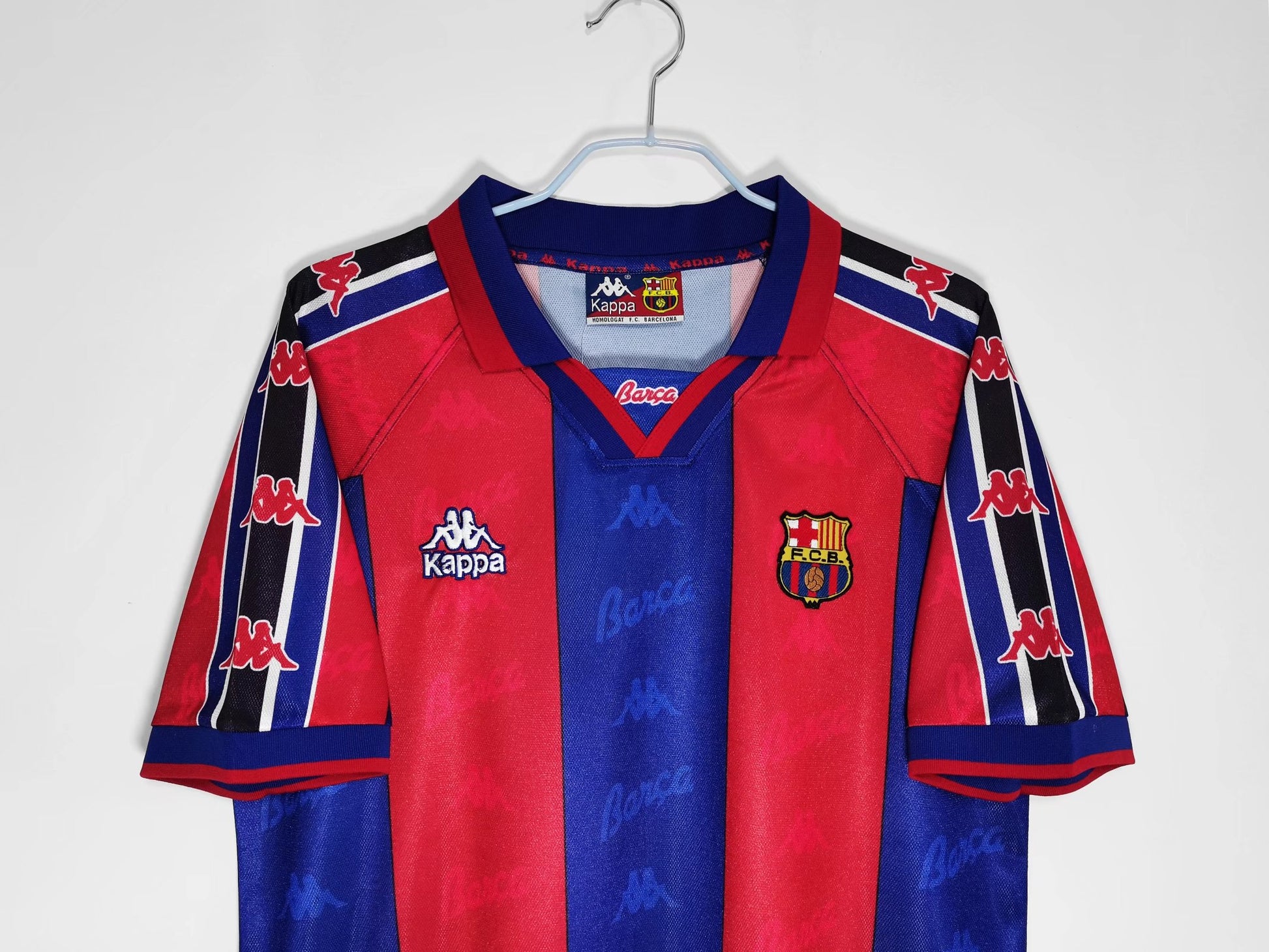 BARCELONA Retro Home Jersey 1995-97 image 8