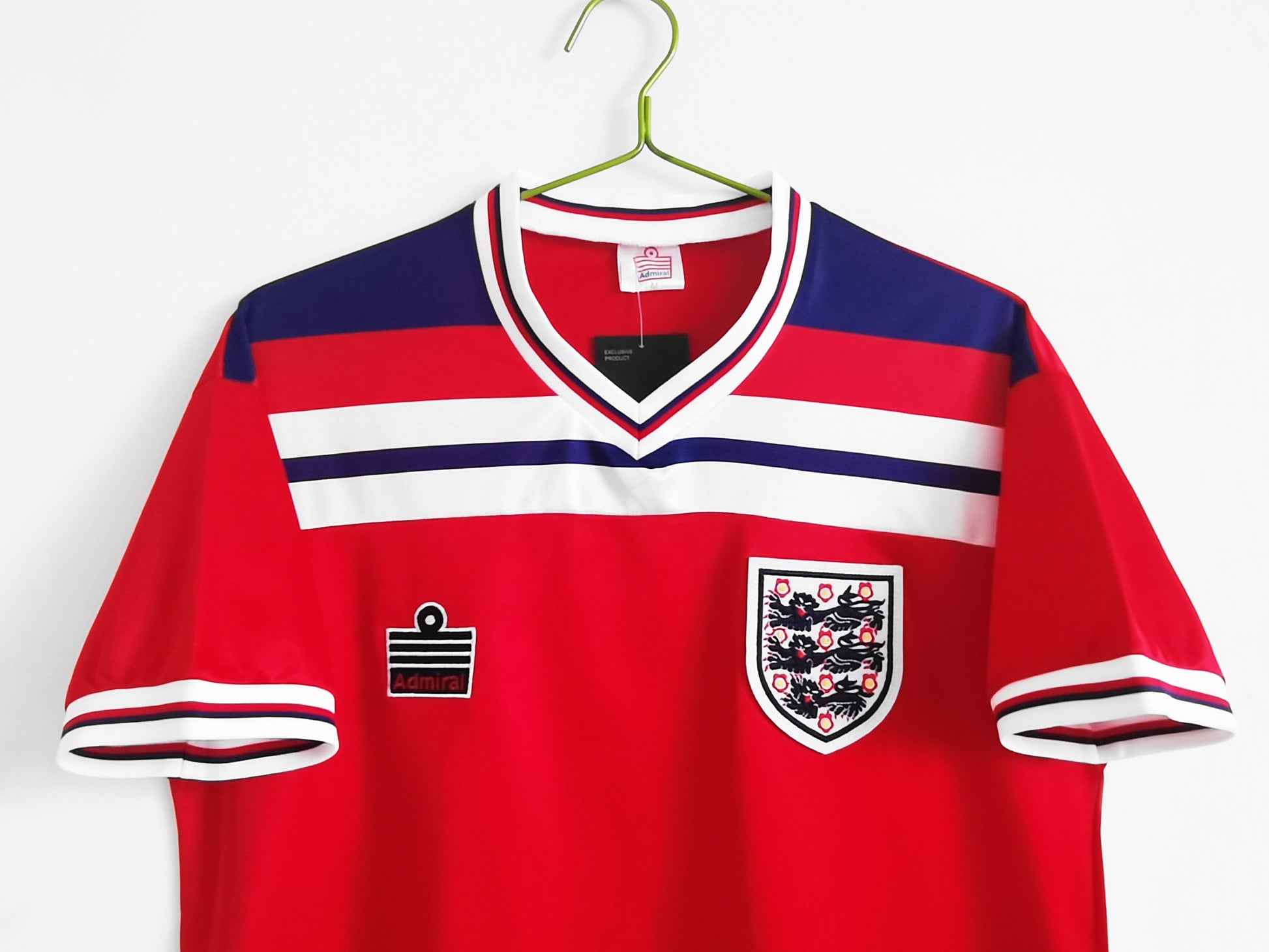 ENGLAND Retro Away Jersey WORLD CUP 1982 image 1