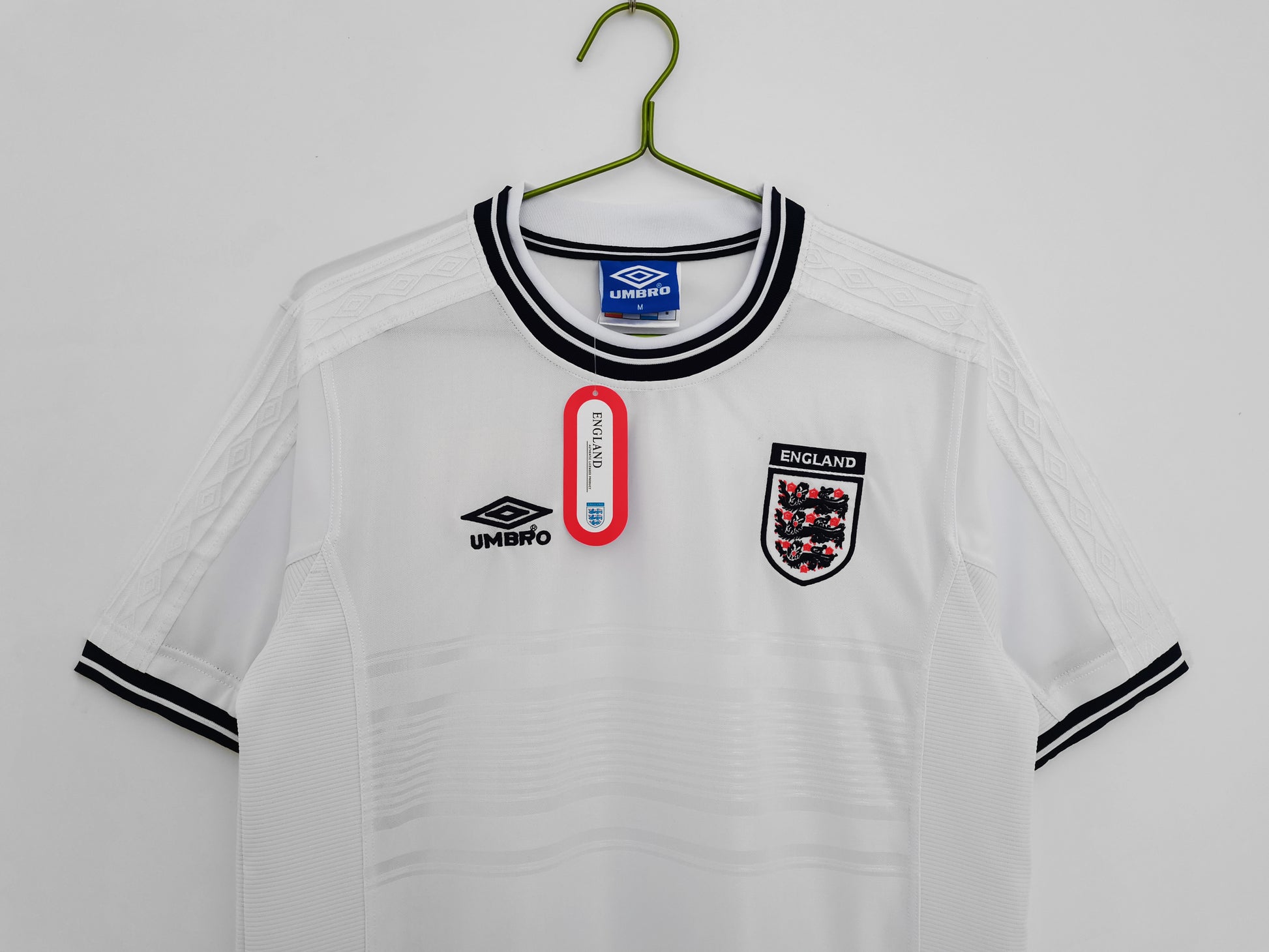 ENGLAND Retro Home Jersey 1999-2001 image 4